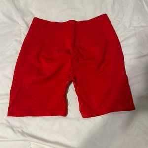 Alphalete 6.5 inch formula red seamless amplify shorts